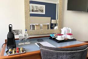 Haven Hotel