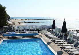 Haven Hotel
