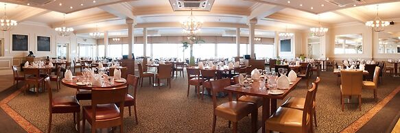 Sandbanks Hotel