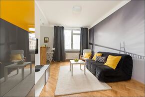 P&O Apartments Center