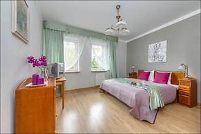 P&O Apartments Center