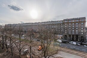 P&O Apartments Center