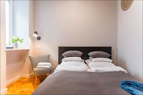 P&O Apartments Center