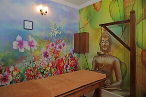 Golden Tulip Goa Candolim