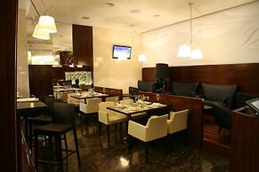 East Gate Hotel