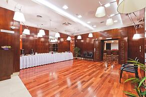 East Gate Hotel