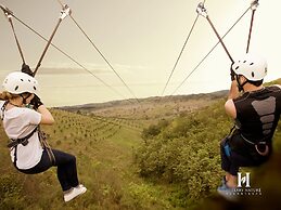 Hillary Nature Resort Spa