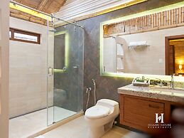 Hillary Nature Resort Spa