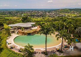 Hillary Nature Resort Spa