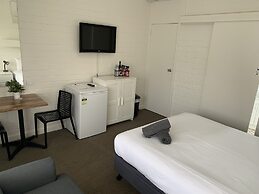 Guichen Bay Motel