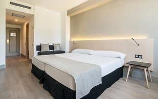 Hotel ILUNION Las Lomas
