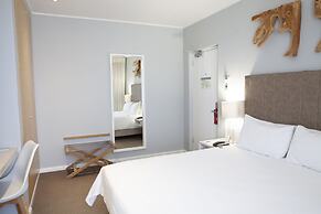 Atlantic Beach Hotel