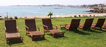 Amphora Hotel & Suites