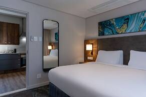Radisson Hotel and Convention Centre OR Tambo Airport
