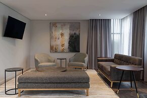 Radisson Hotel and Convention Centre OR Tambo Airport