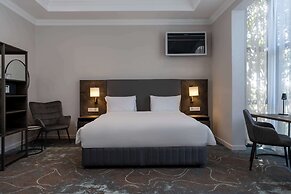 Radisson Hotel and Convention Centre OR Tambo Airport