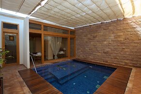 Fort Arabesque Resort, Spa & Villas