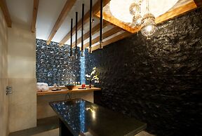 Fort Arabesque Resort, Spa & Villas