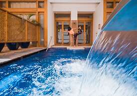 Fort Arabesque Resort, Spa & Villas