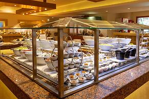 Fort Arabesque Resort, Spa & Villas