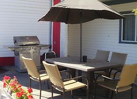 Canadian Motor Inn