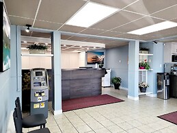Canadian Motor Inn