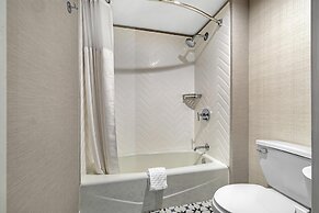 Best Western Potsdam University Park Inn