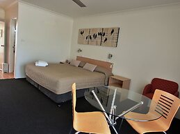 Aston Hill Motor Lodge