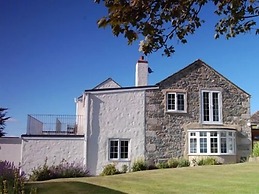 Tregaddra Farmhouse B&B