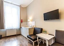 Leone Aparthotel