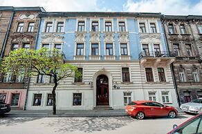 Leone Aparthotel