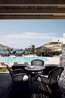 Porto Kea Suites