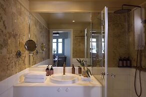 Porto Kea Suites
