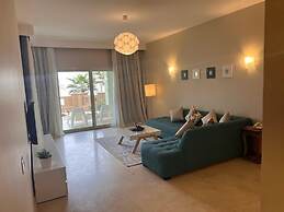 Azzurra Sahl Hasheesh