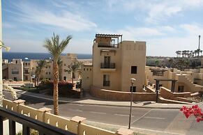 Azzurra Sahl Hasheesh