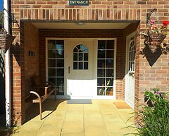 Berry House Bed & Breakfast