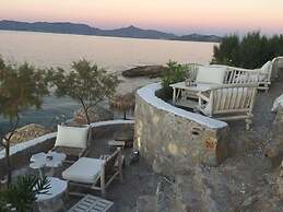 Hotel Kekrifalia