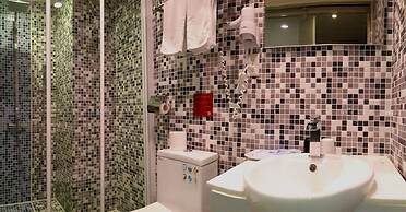 E House Hotel