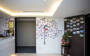 E House Hotel