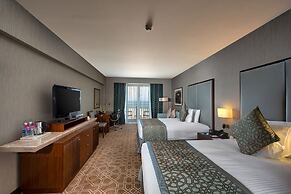Crowne Plaza Duqm by IHG