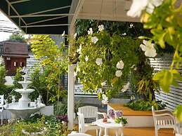 Inspire House Hotel