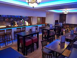 Caisleain Oir Hotel