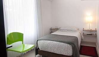 Golden House Hotel