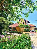 Poshanu Resort