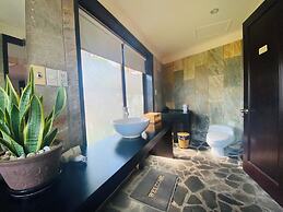 Poshanu Resort