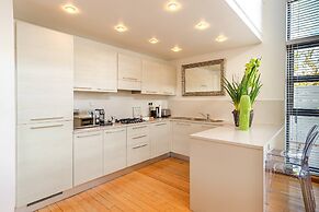 The Ivy Apartments