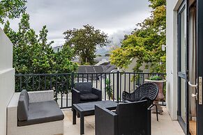 The Ivy Apartments