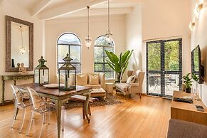 The Ivy Apartments