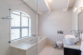 The Ivy Apartments