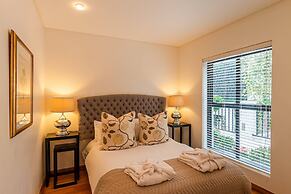 The Ivy Apartments